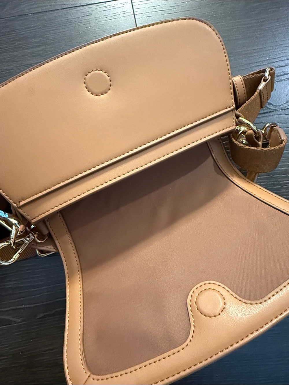 lululemon athletica Tan Leather-Look Crossbody Belt Bag with Coin Pouch - Picture 3 of 7